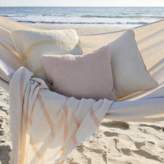 plaid-gaze-de-coton-double-face-rythmo-ivoire2